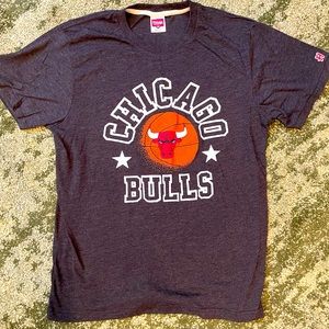 Chicago Bulls Homage Brand T-Shirt (Medium)